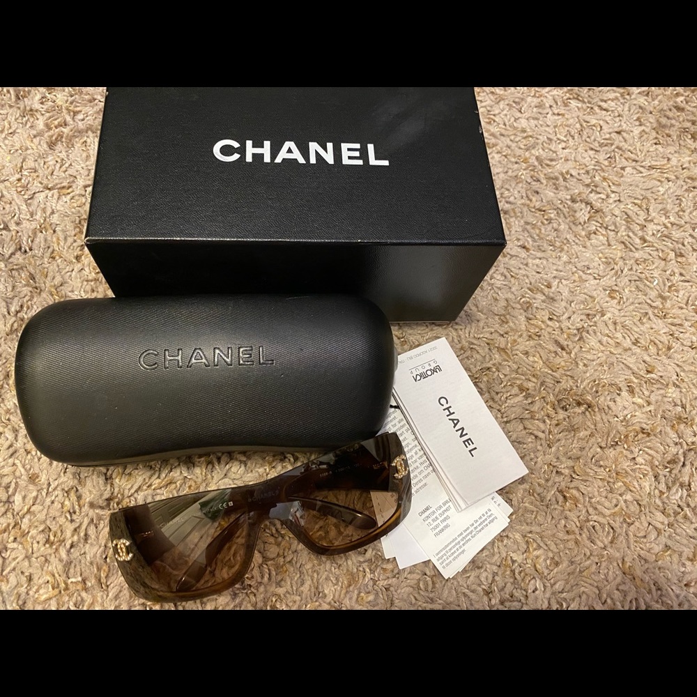 Chanel sunglasses